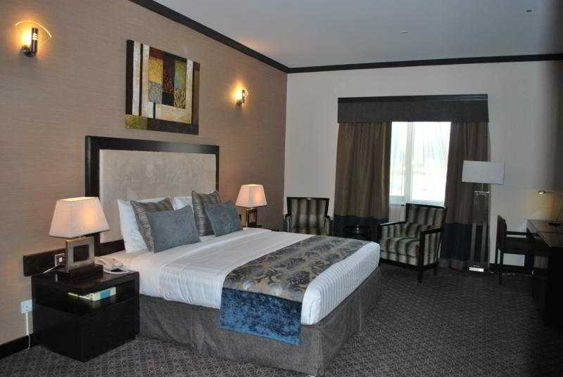 London Crown Hotel Dubai Exteriör bild
