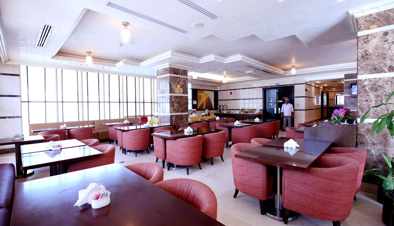 London Crown Hotel Dubai Exteriör bild
