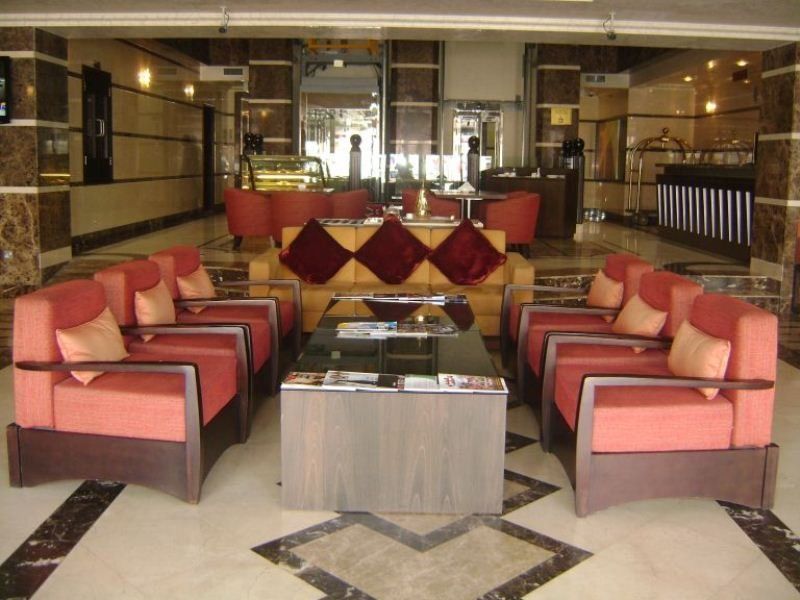 London Crown Hotel Dubai Exteriör bild